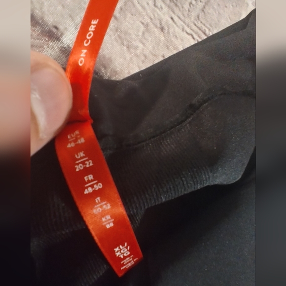 Spanx Oncore XL High Waist Mid Thigh Bottom Shaper Shorts Black - Picture 4 of 13